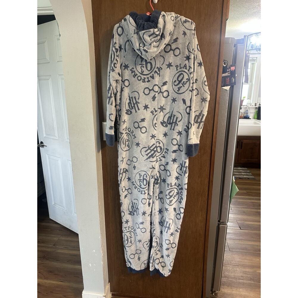 Harry Potter Hogwarts Women’s Size Large Faux Fur 1pc Hooded Pajamas WARM comfy - Picture 2 of 13